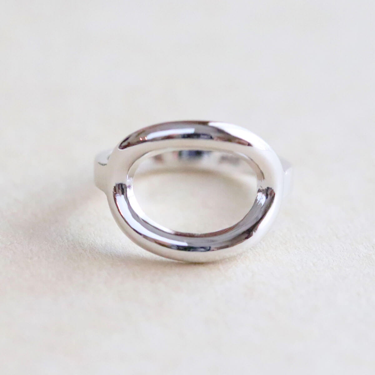 Oval Ring